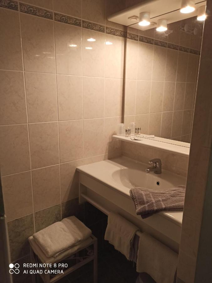 Hotel Auberge De La Nauze Sagelat Buitenkant foto