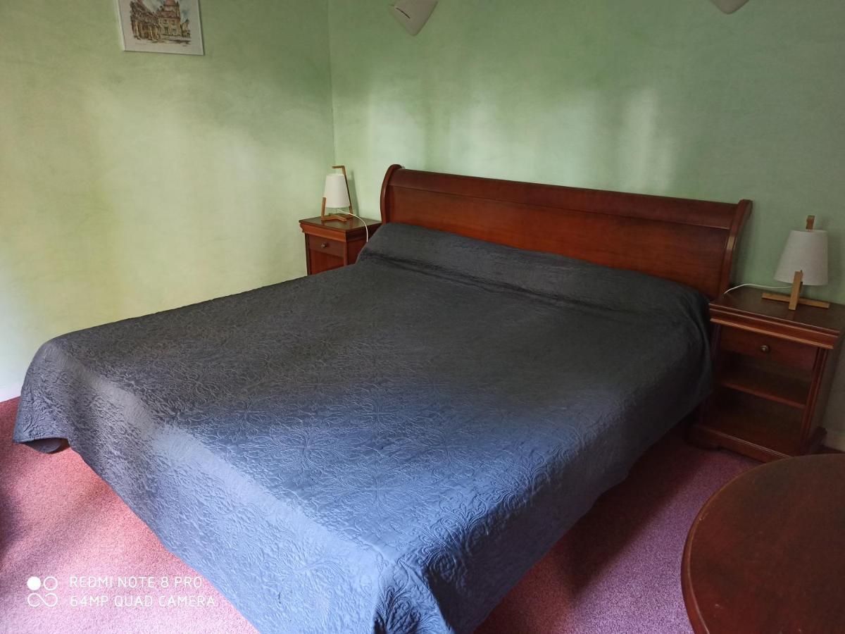 Hotel Auberge De La Nauze Sagelat Buitenkant foto