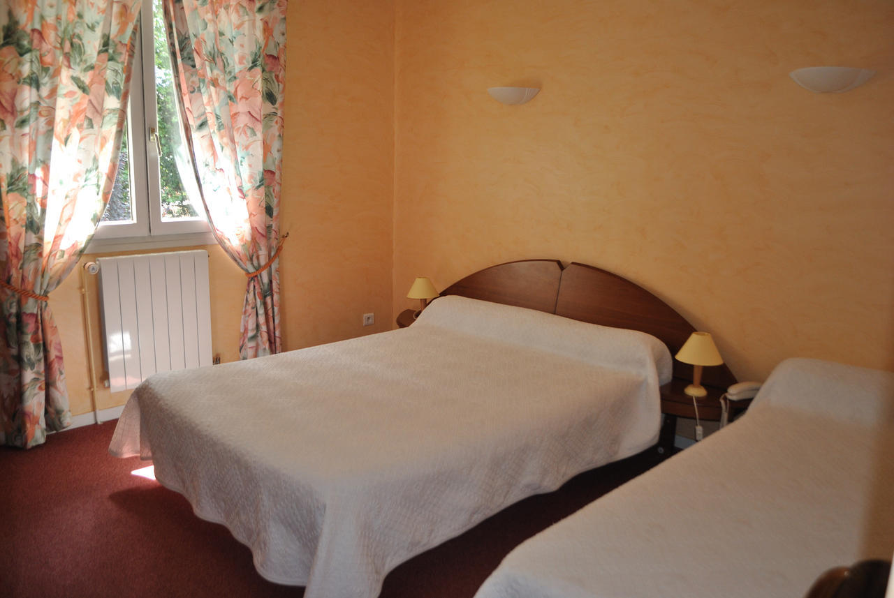 Hotel Auberge De La Nauze Sagelat Kamer foto